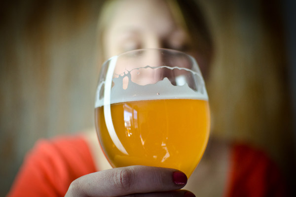Ethers_and_phenols_in_beer.jpg